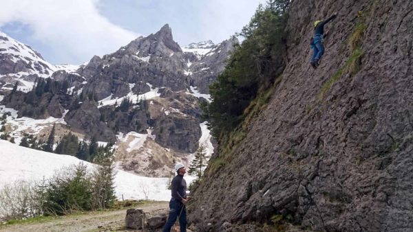 escalade et yoga - nature et grandeur